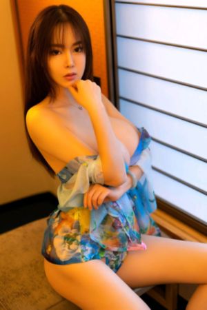 凯茜顺从的女孩