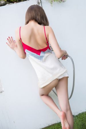 电车摩女
