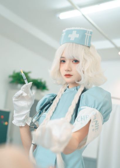 美女被爆羞羞喷水免费