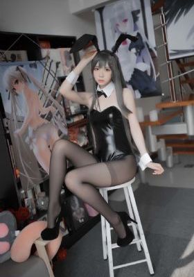 年轻胸大的阿韩国