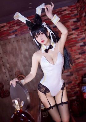 蓝色吸引力