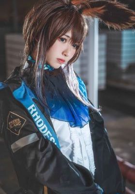 床边目击者
